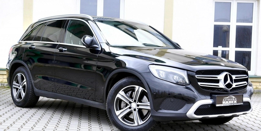 Mercedes-Benz GLC cena 114999 przebieg: 132000, rok produkcji 2016 z Garwolin małe 562